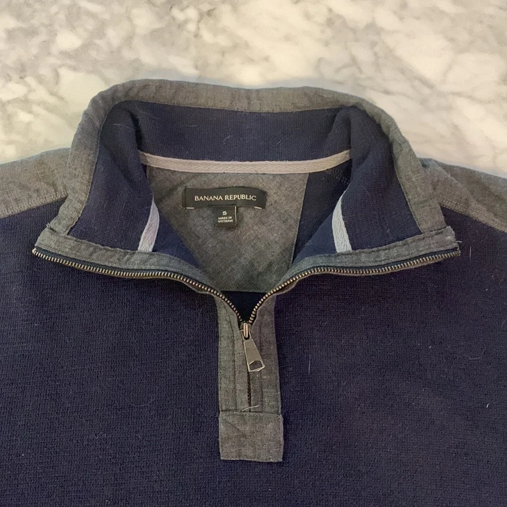 Banana republic quarter zip pullover navy with gray size small